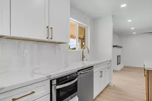 856 N Jay St, Chandler, AZ 85225 - Photo 25