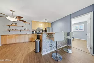 5525 E Thomas Rd, Phoenix, AZ 85018 - Photo 15