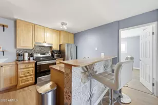 5525 E Thomas Rd, Phoenix, AZ 85018 - Photo 17