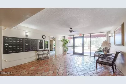 3033 E Devonshire Avenue #1009, Phoenix, AZ 85016 - Photo 11