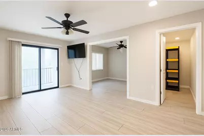 3033 E Devonshire Avenue #1009, Phoenix, AZ 85016 - Photo 1