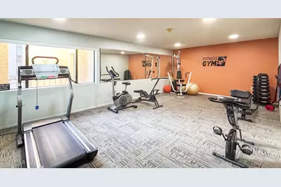 3033 E Devonshire Avenue #1009, Phoenix, AZ 85016 - Photo 7