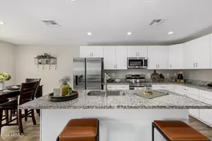 5714 S 12th Ln, Phoenix, AZ 85041 - Photo 11