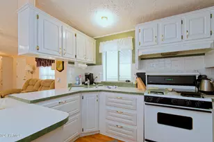 490 N Moon Mountain Ave, Quartzsite, AZ 85346 - Photo 13