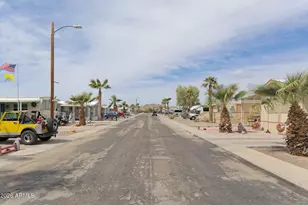 490 N Moon Mountain Ave, Quartzsite, AZ 85346 - Photo 31