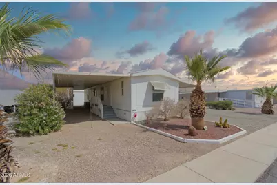 490 N Moon Mountain Avenue #6, Quartzsite, AZ 85346 - Photo 1