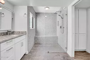 2811 N 61st Pl N, Scottsdale, AZ 85257 - Photo 23