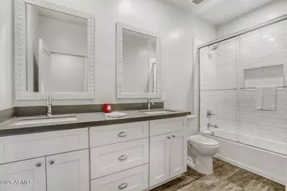 1005 E Weldon Avenue, Phoenix, AZ 85014 - Photo 23