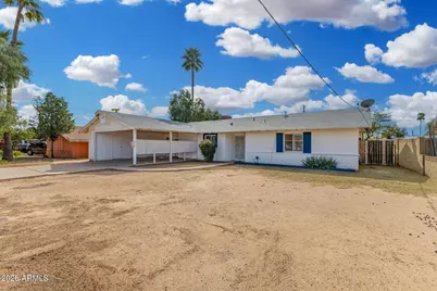 3945 W Orange Drive, Phoenix, AZ 85019 - Photo 5