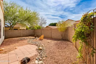 8645 W Maui Ln, Peoria, AZ 85381 - Photo 11