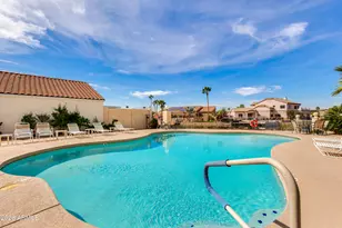 8645 W Maui Ln, Peoria, AZ 85381 - Photo 15