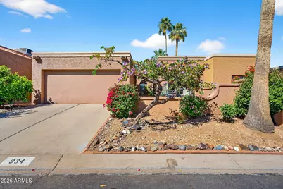 934 E Becker Lane, Phoenix, AZ 85020 - Photo 1