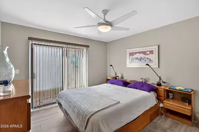934 E Becker Lane, Phoenix, AZ 85020 - Photo 13