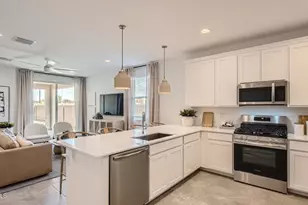 18664 W Hiddenview Dr, Goodyear, AZ 85338 - Photo 3