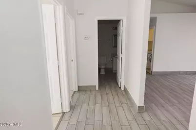 5915 N 68th Avenue, Glendale, AZ 85303 - Photo 25