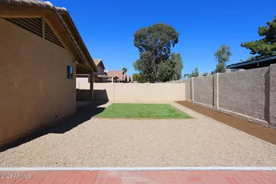 5915 N 68th Avenue, Glendale, AZ 85303 - Photo 49