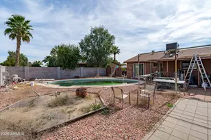 3450 E Sunnyside Dr, Phoenix, AZ 85028 - Photo 19