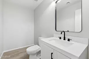 941 E Potter Dr, Phoenix, AZ 85024 - Photo 15