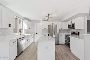 941 E Potter Dr, Phoenix, AZ 85024 - Photo 3