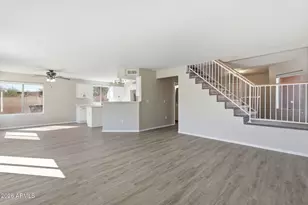 941 E Potter Dr, Phoenix, AZ 85024 - Photo 13