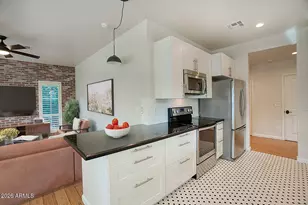 1550 E Cheery Lynn Rd, Phoenix, AZ 85014 - Photo 11