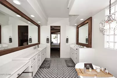 11698 E Wethersfield Road, Scottsdale, AZ 85259 - Photo 37