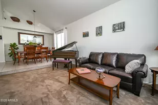 519 E Hiddenview Dr, Phoenix, AZ 85048 - Photo 7