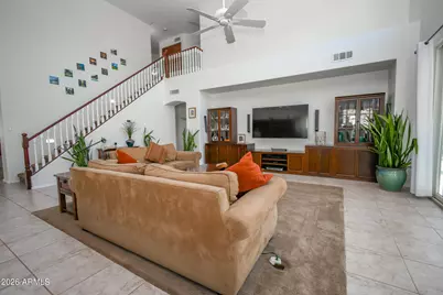 519 E Hiddenview Drive, Phoenix, AZ 85048 - Photo 17