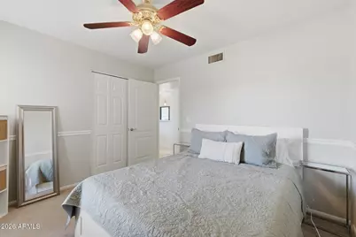 38 W Hillview Street, Mesa, AZ 85201 - Photo 27