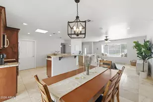 38 W Hillview St, Mesa, AZ 85201 - Photo 11