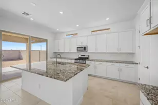 20404 N 222nd Dr, Surprise, AZ 85387 - Photo 5