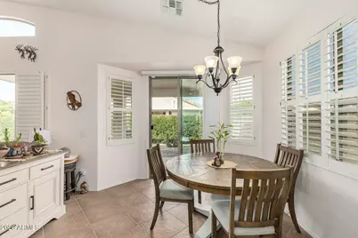 18258 W Addie Lane, Surprise, AZ 85374 - Photo 11