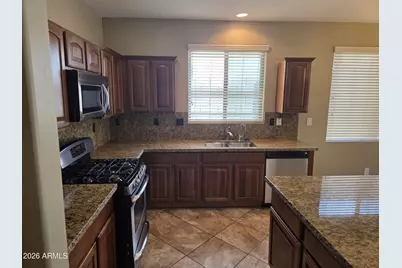 3735 W Desert Creek Court, Phoenix, AZ 85086 - Photo 9