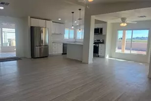 9517 E Navajo Pl, Sun Lakes, AZ 85248 - Photo 3