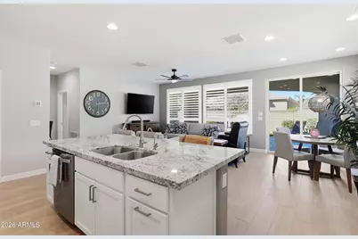 92 E Iloca Lane, Queen Creek, AZ 85140 - Photo 7