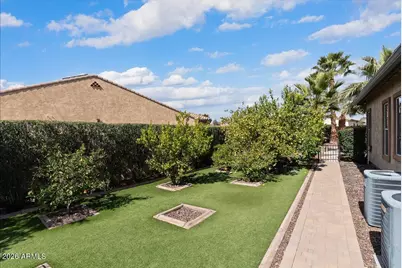 18222 W Sells Drive, Goodyear, AZ 85395 - Photo 7