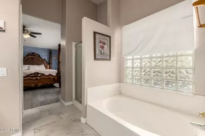 12125 N 68th Lane, Peoria, AZ 85345 - Photo 11