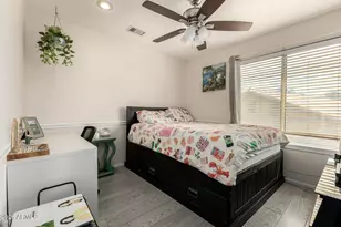 12125 N 68th Ln, Peoria, AZ 85345 - Photo 13