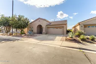 4033 E Narrowleaf Dr, Gilbert, AZ 85298 - Photo 3