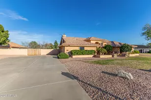 7419 N 79th Ln, Glendale, AZ 85303 - Photo 7