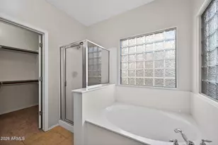 939 E Sourwood Dr, Gilbert, AZ 85298 - Photo 27