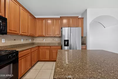 939 E Sourwood Drive, Gilbert, AZ 85298 - Photo 5