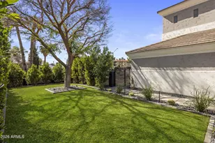 3208 E Orange Dr, Phoenix, AZ 85018 - Photo 27