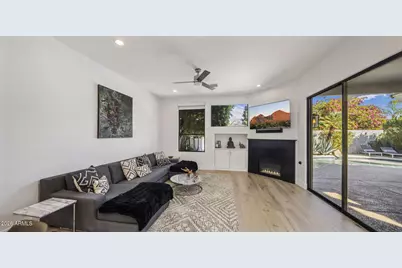 3208 E Orange Drive, Phoenix, AZ 85018 - Photo 5