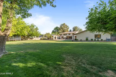 2106 E La Vieve Lane, Tempe, AZ 85284 - Photo 41