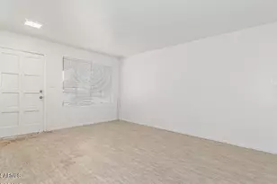 1826 N 51st St, Phoenix, AZ 85008 - Photo 9