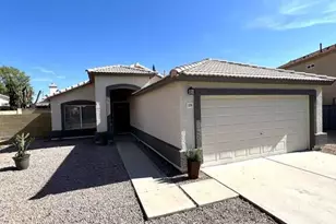 1376 E Tradewind Dr, Gilbert, AZ 85234 - Photo 1