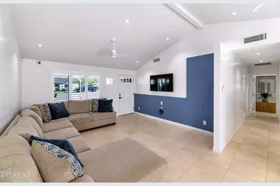 2323 E Devonshire Avenue, Phoenix, AZ 85016 - Photo 3