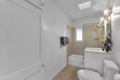 2323 E Devonshire Avenue, Phoenix, AZ 85016 - Photo 17