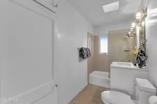 2323 E Devonshire Ave, Phoenix, AZ 85016 - Photo 17